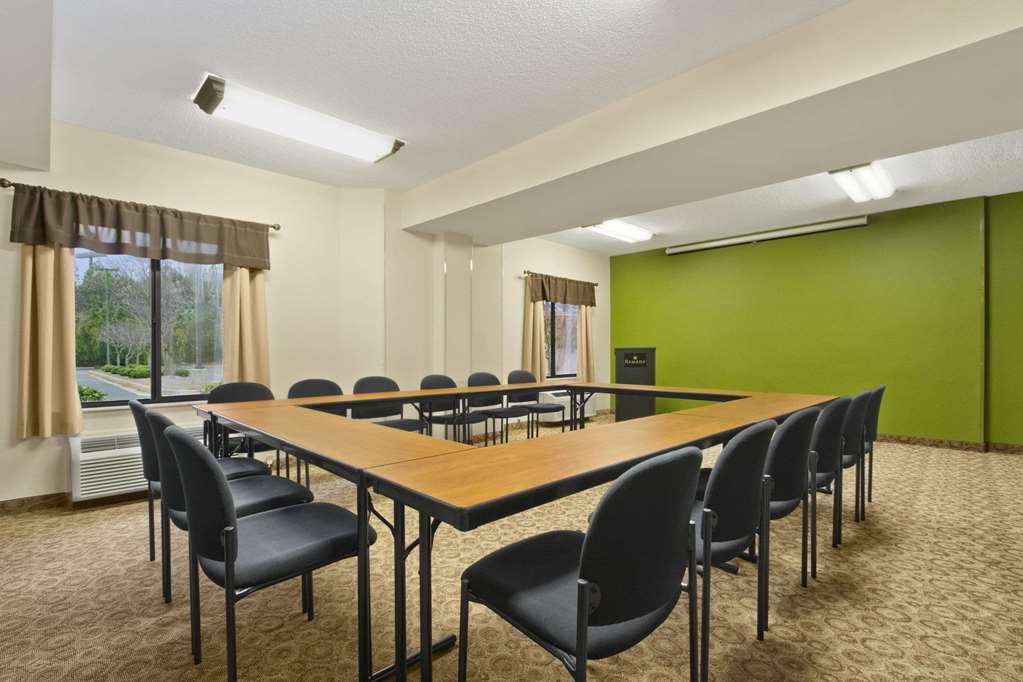Comfort Inn Marietta-Atlanta Near Ballpark-Galleria Εξωτερικό φωτογραφία